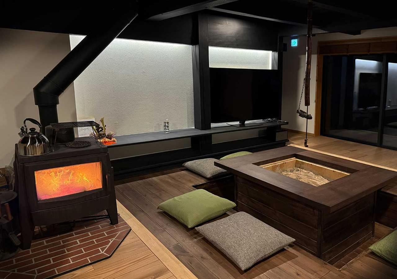 白馬の黒馬　Darkhorse @Hakuba Hotel Exterior photo